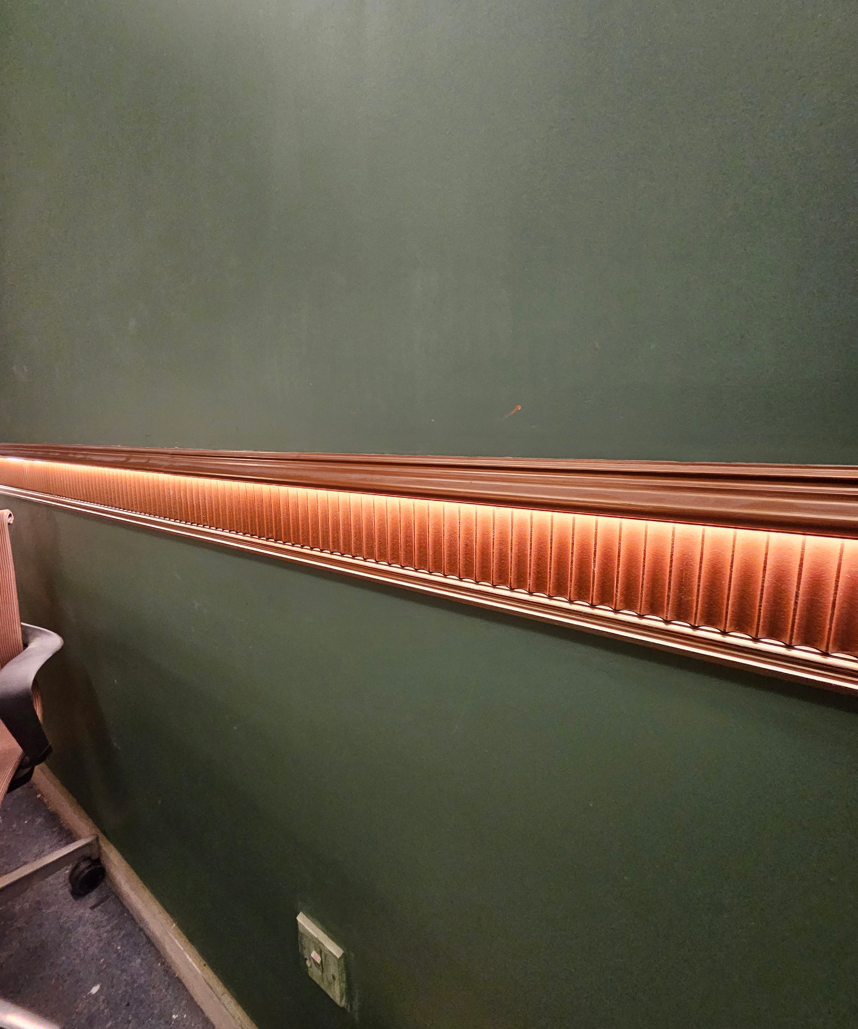 Dado Rail Fluted/Ribbed Decoration Tape Dado Rail Fluted/Ribbed Decoration Tape